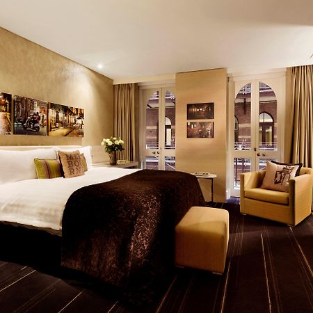Intercontinental Melbourne The Rialto By Ihg Hotel Ngoại thất bức ảnh A bedroom at the Mandarin Oriental London