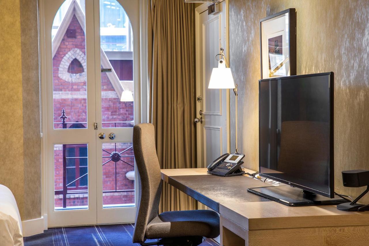 Intercontinental Melbourne The Rialto By Ihg Hotel Ngoại thất bức ảnh A typical room at the hotel